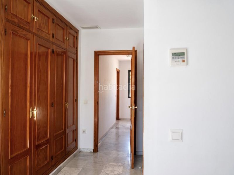 Foto 9c553f8f-829c-4e5a-b842-1ac06b3cef76. Casa amb aparcament piscina a cerros de Montequinto Montequinto