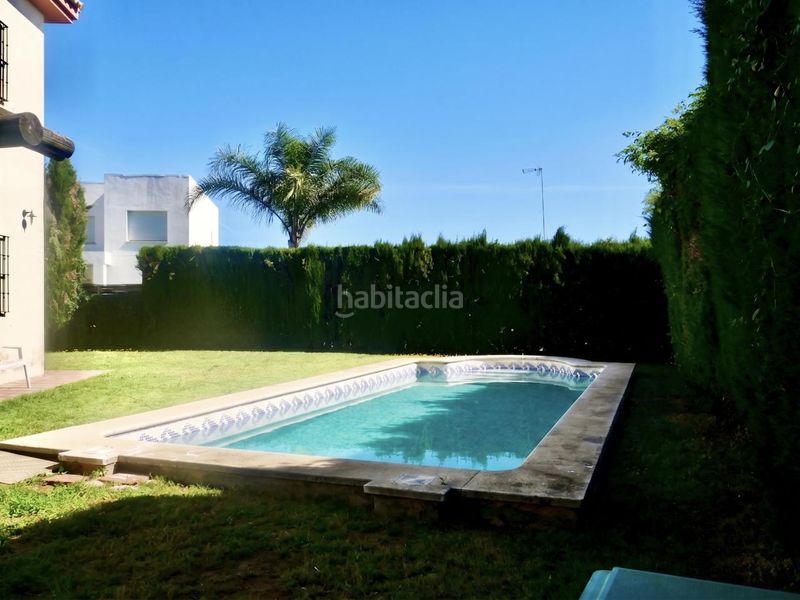 Foto a72ccb6f-1c7c-400f-a88f-8c33748688c6. Casa amb aparcament piscina a cerros de Montequinto Montequinto