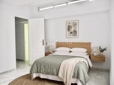 Foto c271691b-9c18-49bd-b82b-0e0e0cd7ee59. Dúplex a San Lorenzo Sevilla