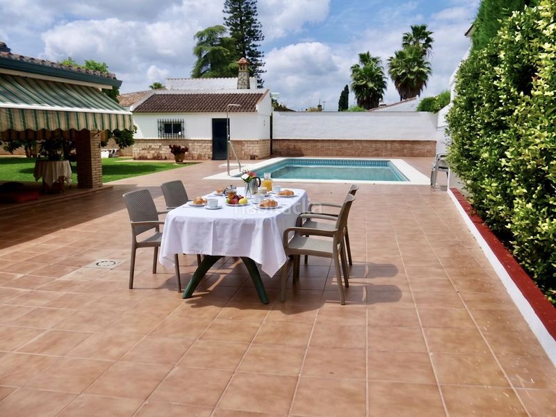 Foto ab11f4fc-4fbe-4764-8155-b8838d907515. Casa amb aparcament piscina a Loreto Espartinas