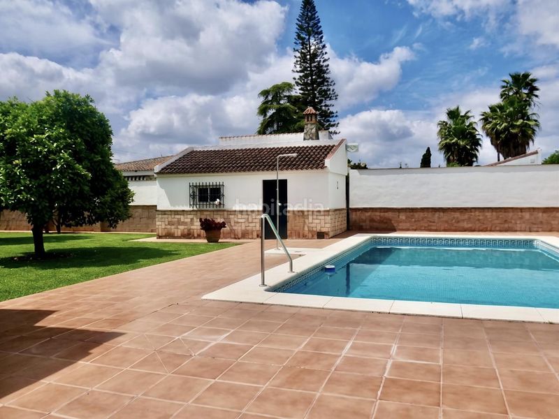 Foto c7932aaa-b4d3-46a7-8fb0-a927c56edb93. Casa amb aparcament piscina a Loreto Espartinas