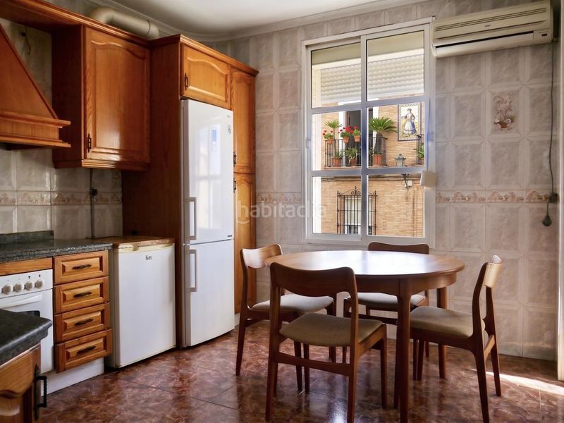 Foto eadb0633-9066-43b0-a910-f0bc3a9fd41c. Pis a Triana Oeste Sevilla