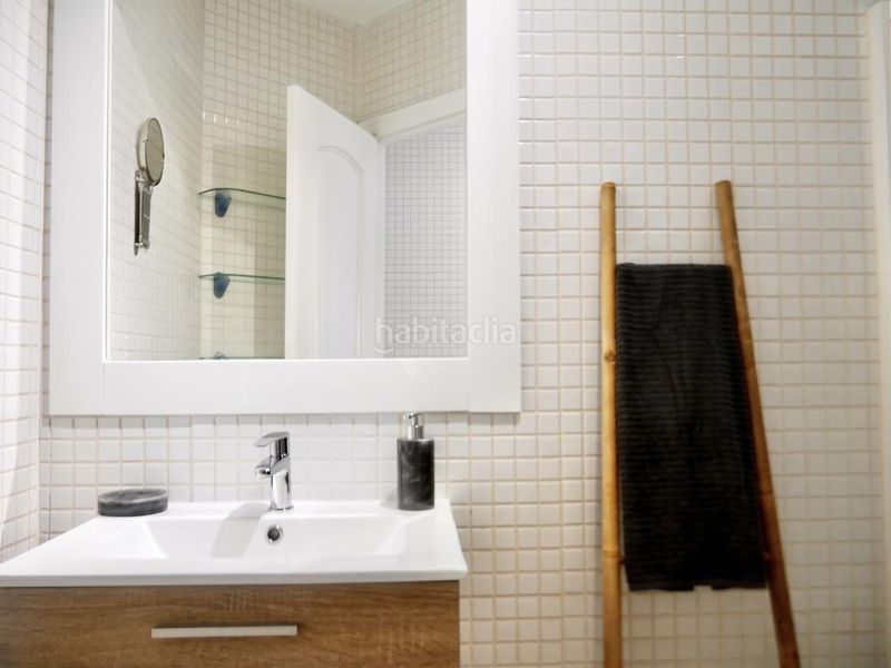 Foto 2b83e92b-8604-47ce-907b-87d879051256. Apartament a Barrio del Nervión Sevilla