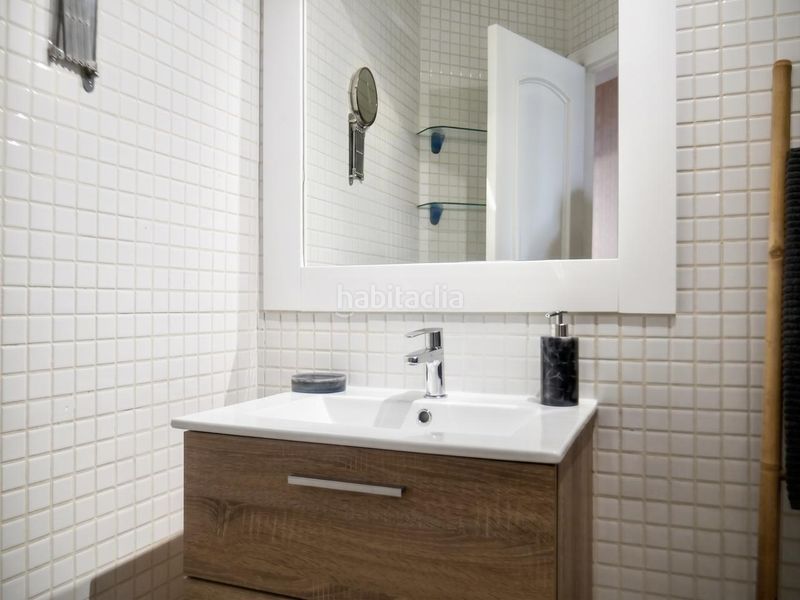 Foto b9faa91f-db70-4e52-90ce-aeac2bd4daff. Apartament a Barrio del Nervión Sevilla
