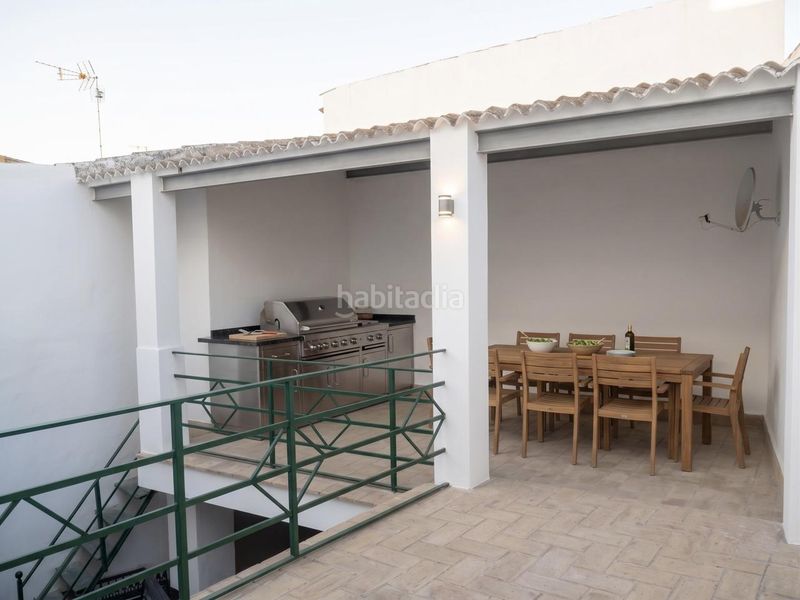 Foto 662378d2-09a3-4678-ac43-f62f2cab603f. Casa adossada a Umbrete