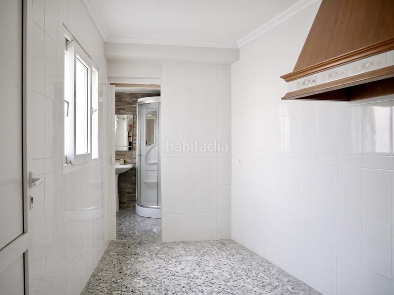 Foto c15dfc29-4ed6-4a06-b436-135f6375ff65. Casa adossada a Umbrete