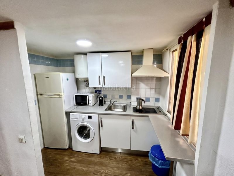 Foto ea6fcbaa-d277-4239-b597-4c3d29184f31. Apartament amb piscina a Valencina de la Concepción