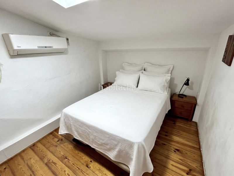Foto fd496db0-cad0-4515-8ff7-a1181af85f33. Apartament amb piscina a Valencina de la Concepción