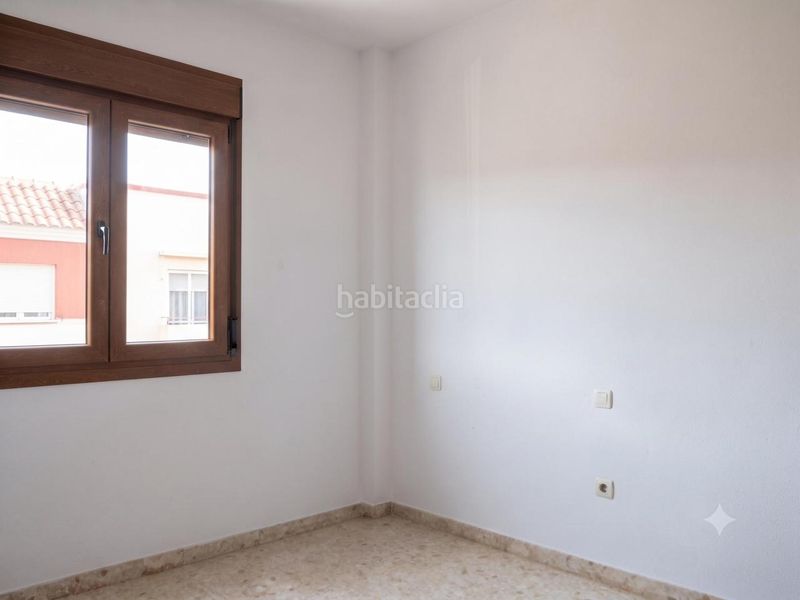 Foto 173321a4-e062-4015-ac22-7a09f38dba50. Casa a schiera con parcheggio in Bollullos de la Mitación