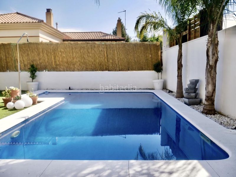 Foto 4dc6266e-0f35-451b-a422-34a34dffbf77. Casa con parcheggio piscina in Olivar de Quintos Montequinto