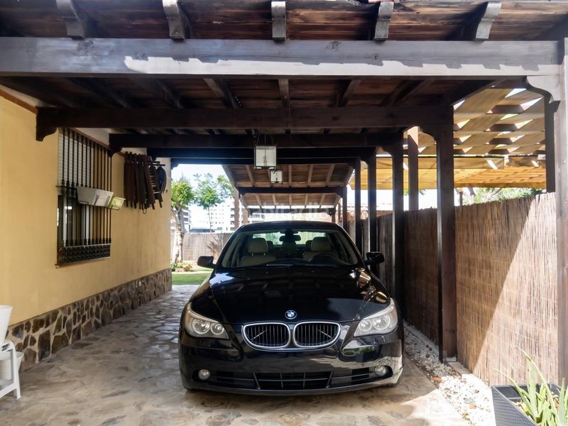 Foto 7489d663-9705-4f1d-9494-7feb1161a1fd. Casa con parcheggio piscina in Olivar de Quintos Montequinto