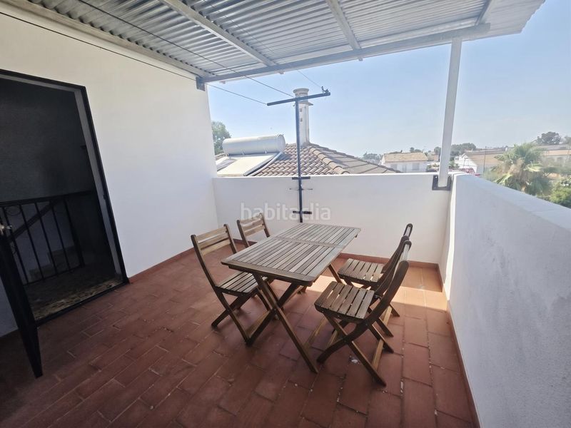 Foto 2c2ce847-229e-43ad-b831-6898830a2754. Apartament amb aparcament a Carlota (La)