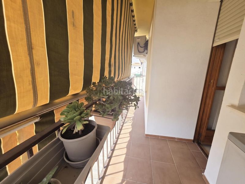 Foto f1fba443-ac31-44b8-8671-13ae6613f78c. Apartament amb aparcament a Carlota (La)