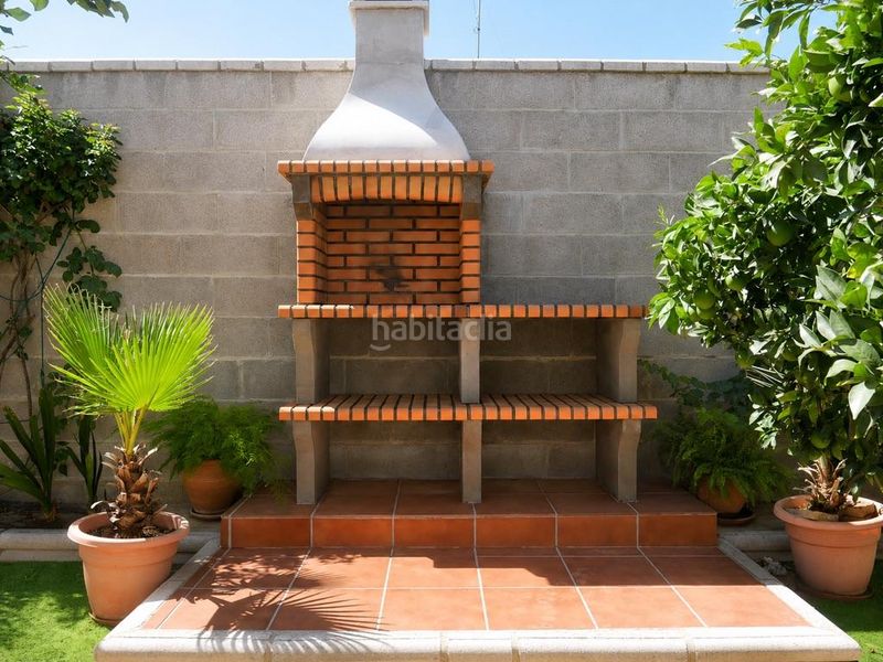 Foto 097f29a2-9894-4dff-86ae-4106471c53a9. Casa amb aparcament piscina a Hinojos