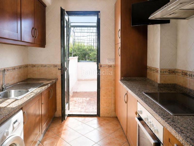 Foto 53f05598-2a85-4b28-aa15-4012c1d76f03. Casa amb aparcament piscina a Hinojos