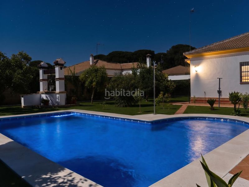 Foto e348859e-e1e3-4e80-95e2-cfab709c3165. Casa amb aparcament piscina a Hinojos