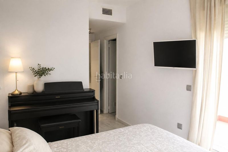 Foto a880a111-f050-46c6-a40c-7c121db5d489. Casa aparellada amb calefacció aparcament piscina a Bormujos