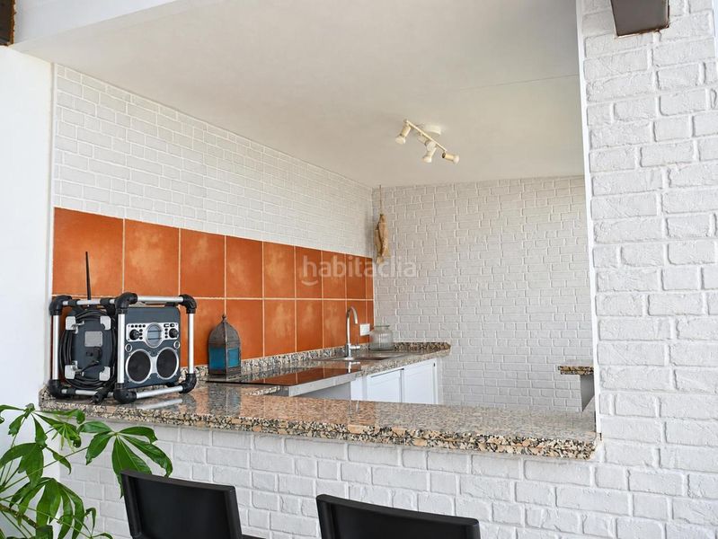 Foto ea720d49-3386-42e5-9407-07493fcfa4bb. Casa aparellada amb aparcament piscina a Zona Universitaria Bormujos