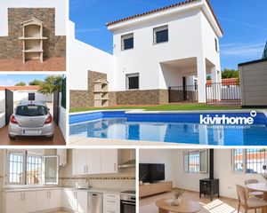 House  Calle el gallo. Chalet individual con piscina y garaje