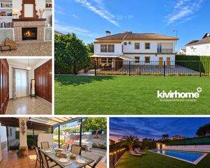 Maison  Calle lucano. Chalet con piscina, garaje y dos viviendas