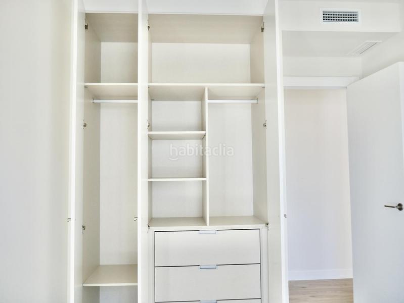 Foto 08c55c9d-c7a1-4c44-8697-a24ee9536b45. Affitto appartamento con parcheggio piscina in Entrenúcleos Dos Hermanas