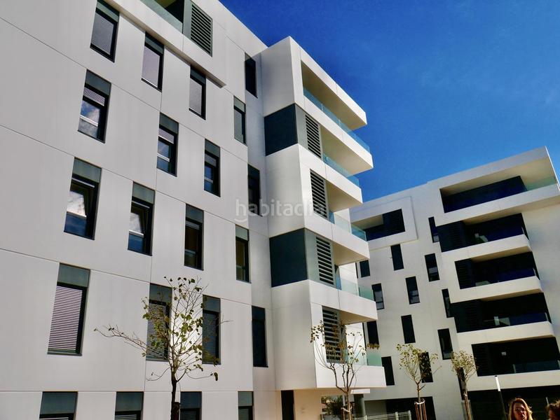 Foto 1245e1b4-410e-4212-b387-197636fd02a8. Affitto appartamento con parcheggio piscina in Entrenúcleos Dos Hermanas