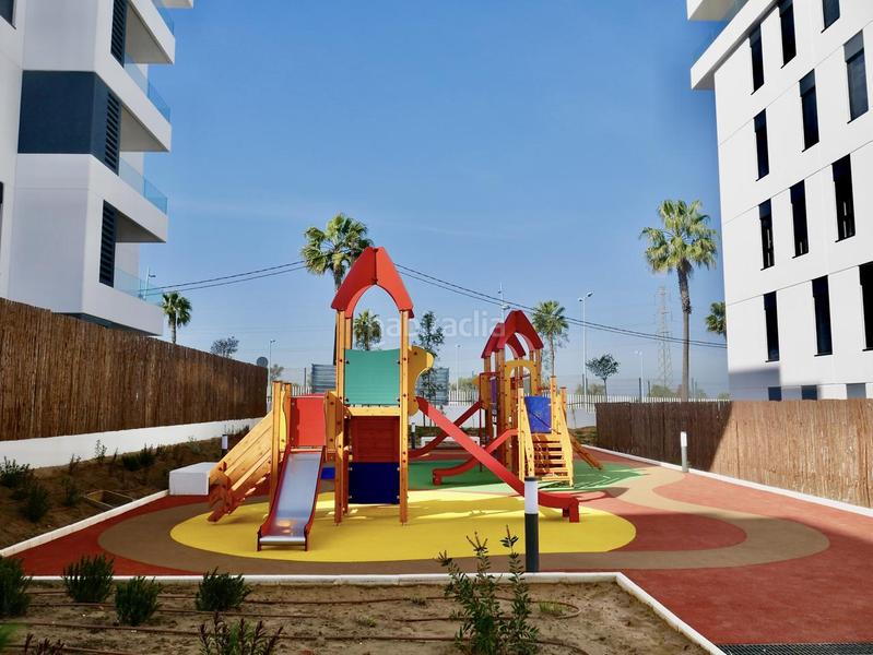 Foto efe467f7-580f-4eba-af1a-7aec7898d454. Location appartement avec parking piscine dans Entrenúcleos Dos Hermanas