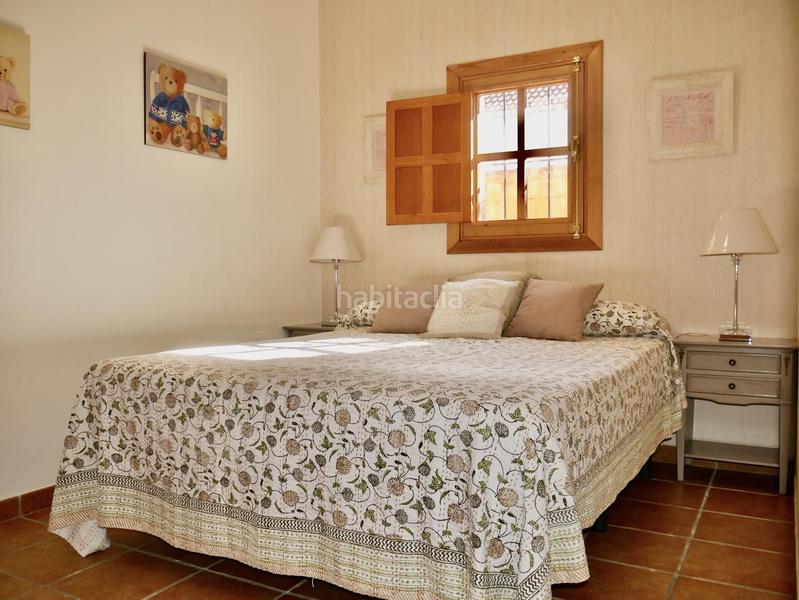 Foto 3f1a7a8a-063c-49fd-aa5a-1e9f7147ad3b. Casa amb aparcament piscina a Loreto Espartinas