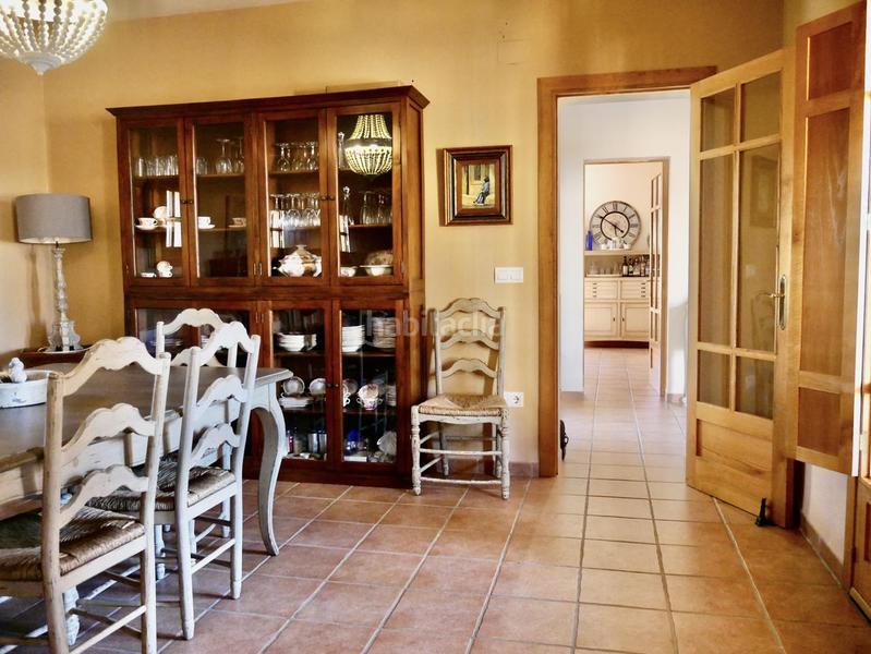 Foto f3aabd33-4b91-4f27-bef7-05ee58989c01. Casa amb aparcament piscina a Loreto Espartinas