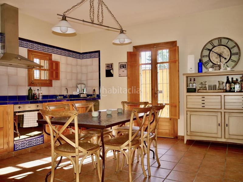 Foto fc3a4cb4-5638-4993-9804-af446f41f30d. Casa amb aparcament piscina a Loreto Espartinas