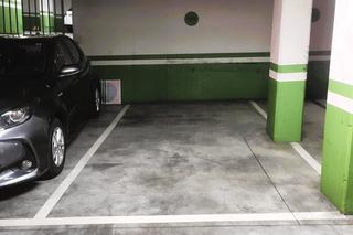 Aparcament cotxe  Calle nogales. Nogales