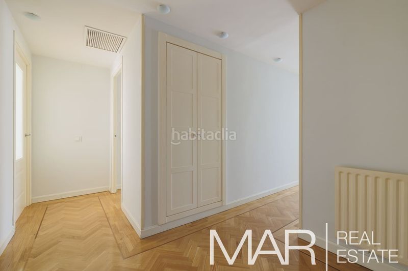 Foto 2240b891-eab1-4aa7-8041-9e338cc04a5d. Pis amb calefacció aparcament piscina a Acacias Madrid