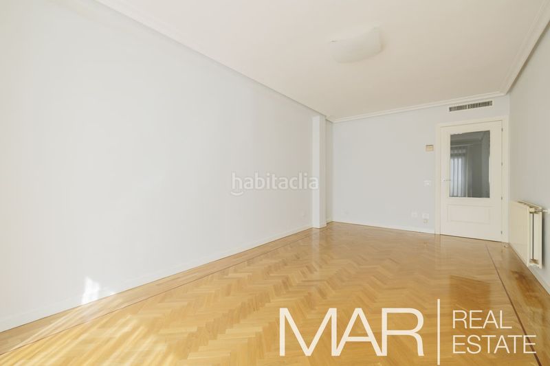 Foto 32e1802a-7133-4d84-91d7-74910a3b46df. Pis amb calefacció aparcament piscina a Acacias Madrid