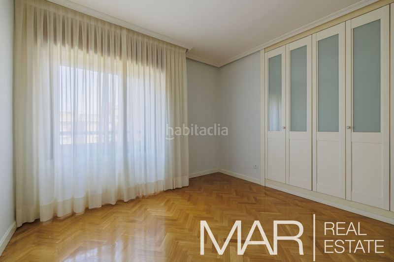 Foto 3993c214-7d8b-4ab7-88d4-adf8d94c46ce. Pis amb calefacció aparcament piscina a Acacias Madrid