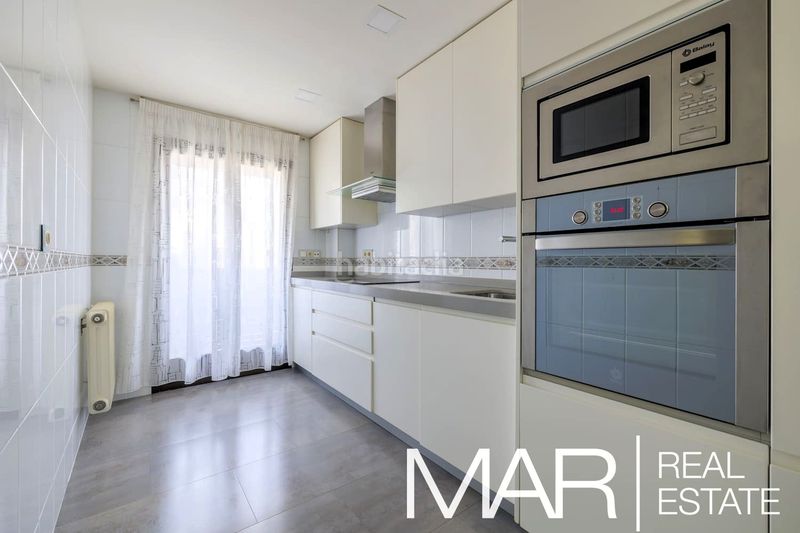 Foto 66efba2a-43e6-4c2b-b12f-168f81e41e73. Pis amb calefacció aparcament piscina a Acacias Madrid