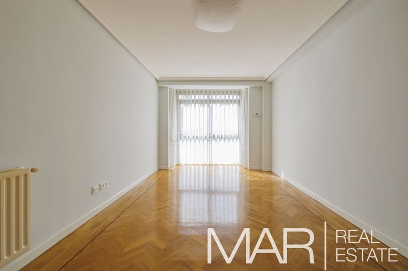 Foto 81b98dcf-6f88-4a98-b796-8a23bc91c871. Pis amb calefacció aparcament piscina a Acacias Madrid