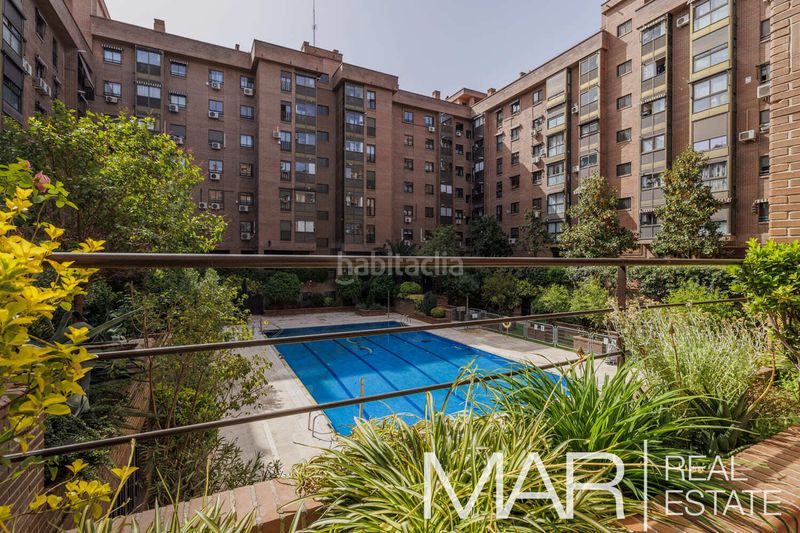 Foto 885a9e40-2e71-402b-8487-813ebb855427. Pis amb calefacció aparcament piscina a Acacias Madrid