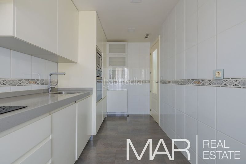 Foto a081e1a8-f1c7-41fc-a2aa-602069dadd52. Pis amb calefacció aparcament piscina a Acacias Madrid