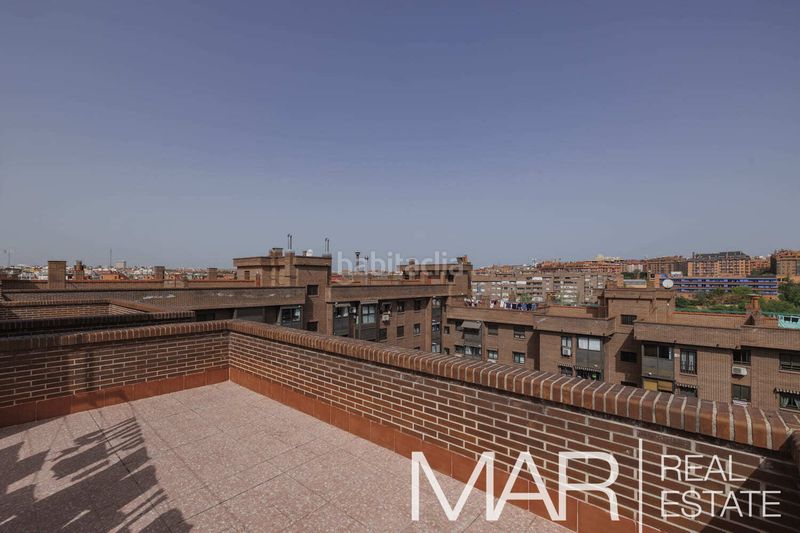 Foto e0cfea77-684e-4416-b842-ef2aebceaaec. Pis amb calefacció aparcament piscina a Acacias Madrid