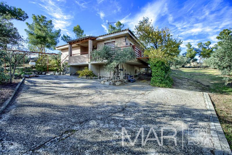 Foto 25040e28-26a6-4e55-96ec-47e0a2c419a0. Xalet amb xemeneia aparcament piscina a Los Cigarrales-La Bastida Toledo