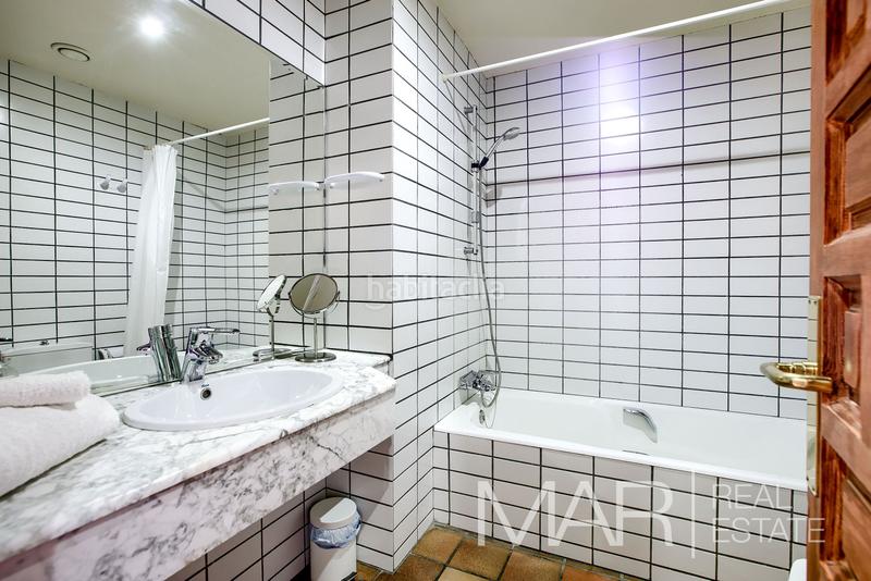 Foto 36ce0e51-34a6-4d6a-af60-f33fb140ee1d. Xalet amb xemeneia aparcament piscina a Los Cigarrales-La Bastida Toledo