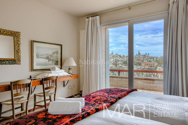 Foto 48833ea4-42a6-4139-88d8-74e140a1c0e0. Xalet amb xemeneia aparcament piscina a Los Cigarrales-La Bastida Toledo