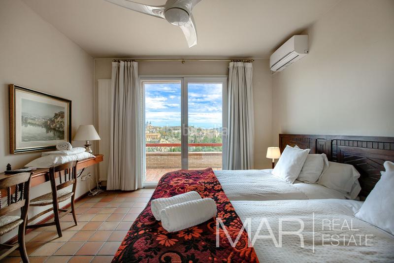 Foto 64f089da-3271-42d5-874d-1e8a2602c298. Xalet amb xemeneia aparcament piscina a Los Cigarrales-La Bastida Toledo