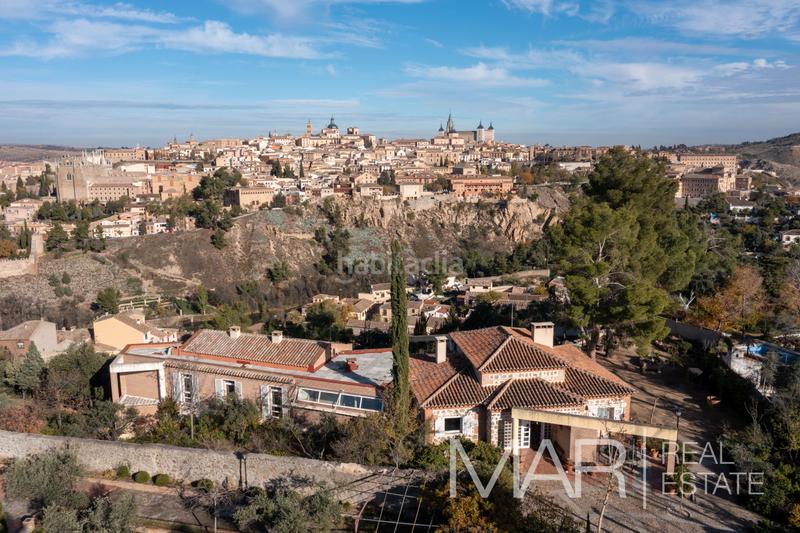 Foto 655b0ef5-edfe-4014-b6f6-689fbc6ff820. Xalet amb xemeneia aparcament piscina a Los Cigarrales-La Bastida Toledo