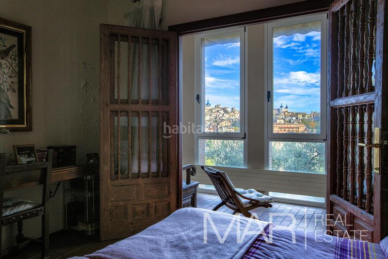 Foto 693e95ce-2298-405f-ada5-e8ca25921cc7. Xalet amb xemeneia aparcament piscina a Los Cigarrales-La Bastida Toledo