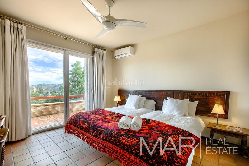 Foto 88128126-7764-47a4-b663-0cf3f854192d. Xalet amb xemeneia aparcament piscina a Los Cigarrales-La Bastida Toledo