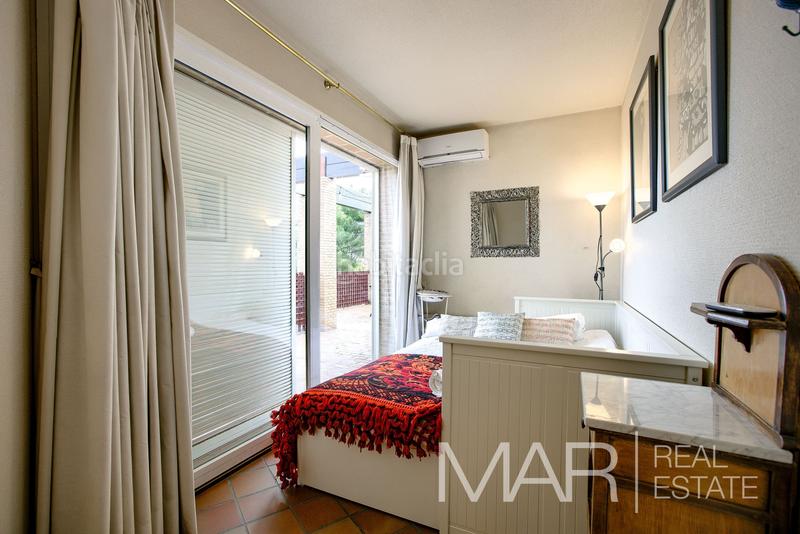 Foto 8f25c5ab-0e21-468d-a411-9586f88b3379. Xalet amb xemeneia aparcament piscina a Los Cigarrales-La Bastida Toledo