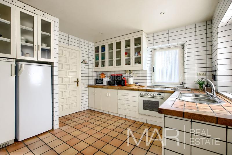 Foto 9418bafb-7afa-4e39-b653-bb2124a65fa2. Xalet amb xemeneia aparcament piscina a Los Cigarrales-La Bastida Toledo