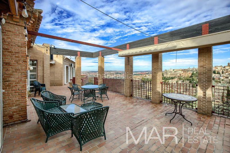 Foto caad1cd7-6da6-4bbb-b3aa-10ebc460985d. Xalet amb xemeneia aparcament piscina a Los Cigarrales-La Bastida Toledo