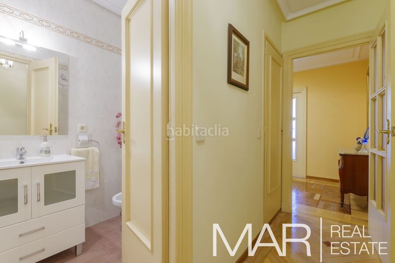 Foto 6c0a0531-e0ea-4d7a-a435-6e82256346a6. Pis amb calefacció aparcament a Acacias Madrid